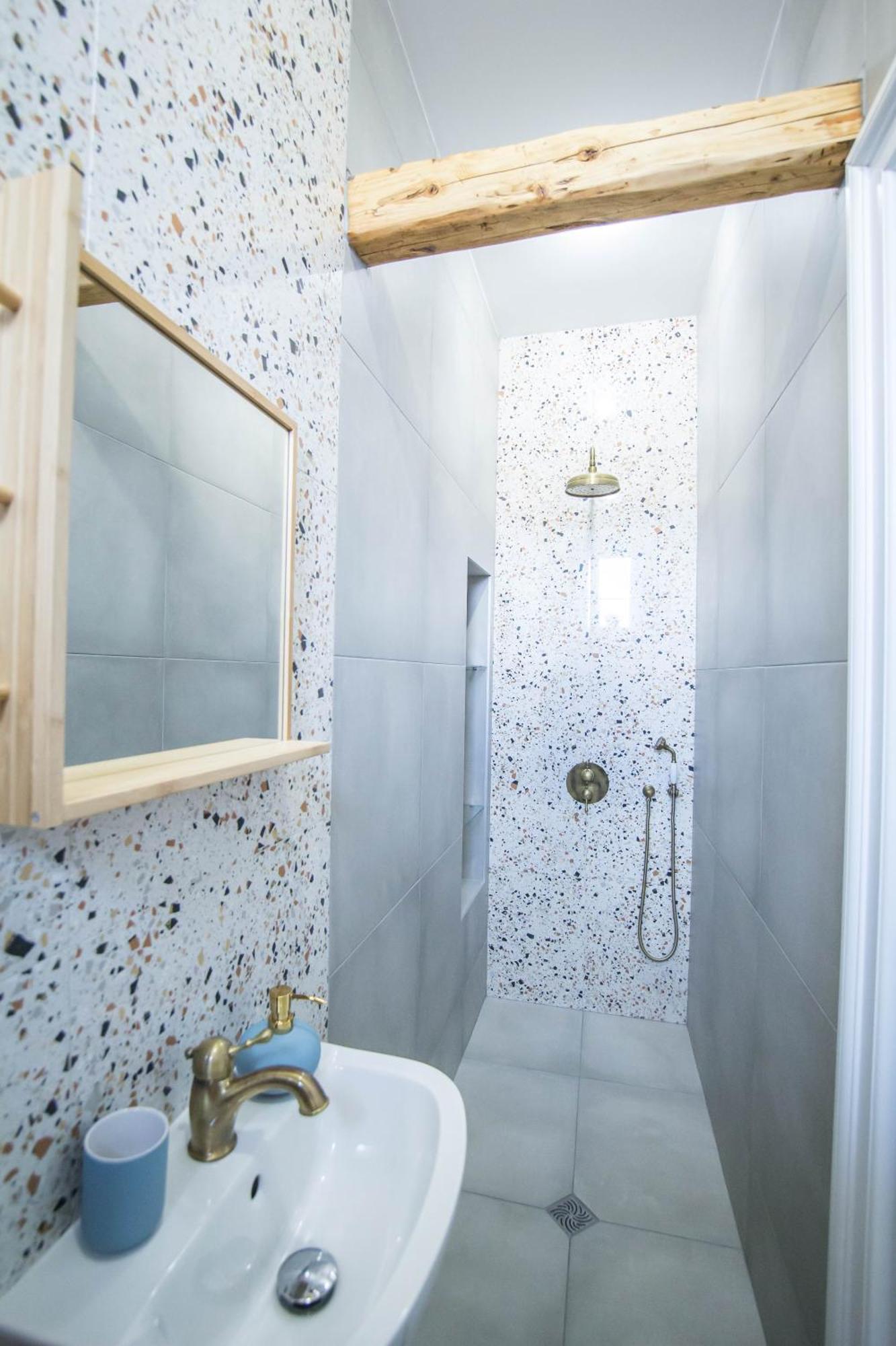 Lion'S Bridge Boutique 2Bdrm Apt, Top Center Gem София Екстериор снимка